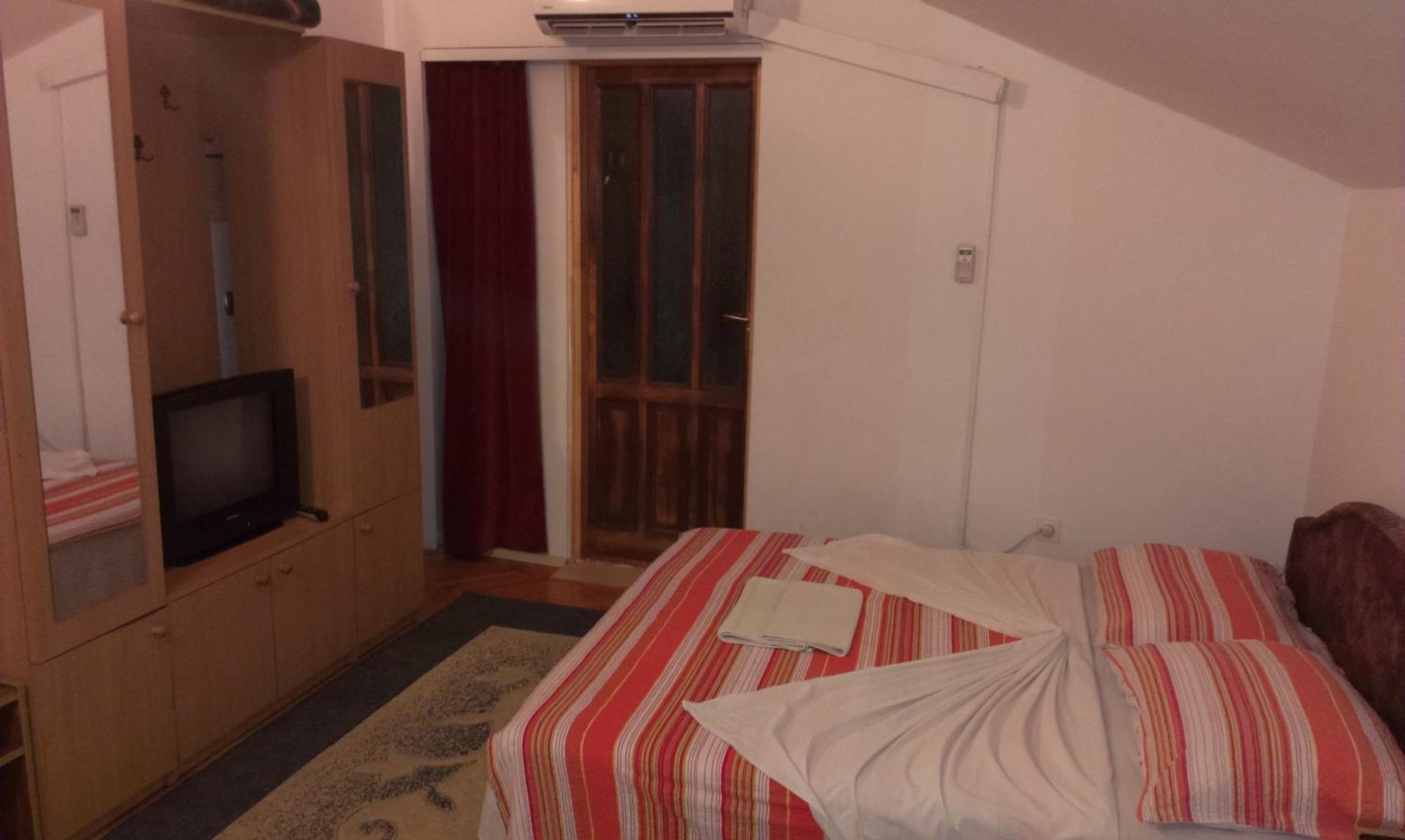 Apartments & Hostel Zdrava Hrana Mostar Eksteriør bilde