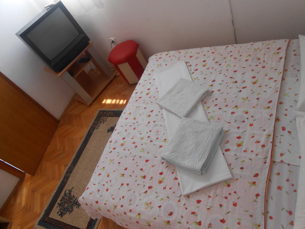 Apartments & Hostel Zdrava Hrana Mostar Eksteriør bilde