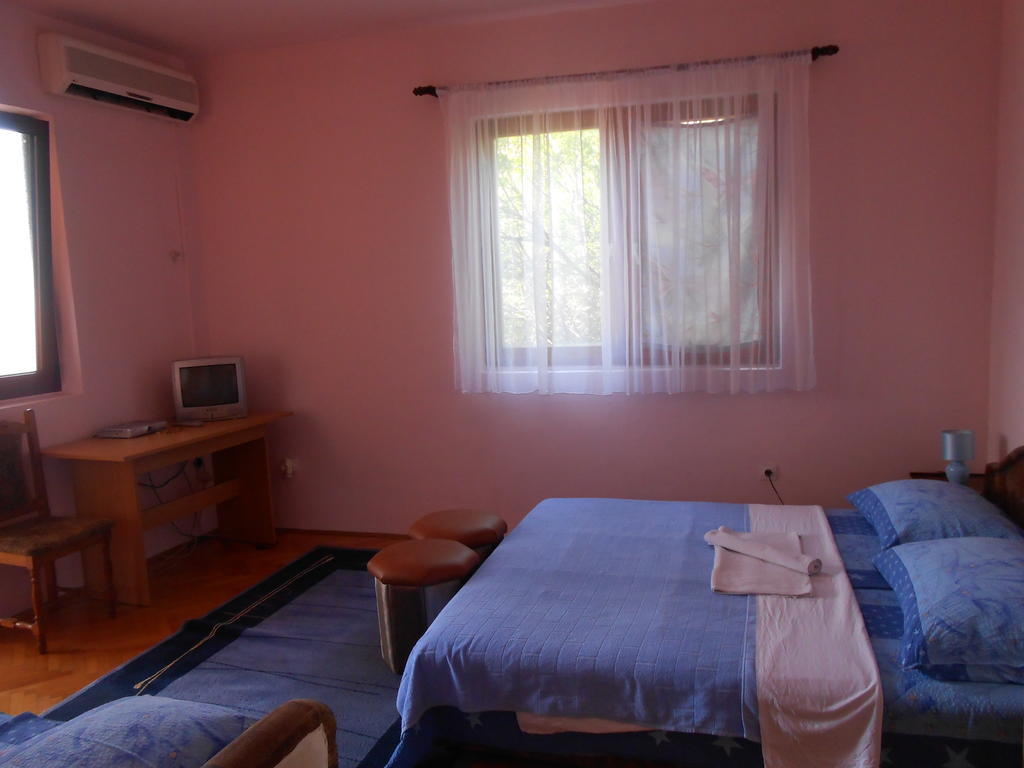 Apartments & Hostel Zdrava Hrana Mostar Rom bilde