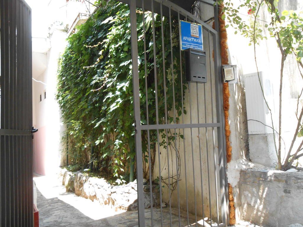 Apartments & Hostel Zdrava Hrana Mostar Eksteriør bilde