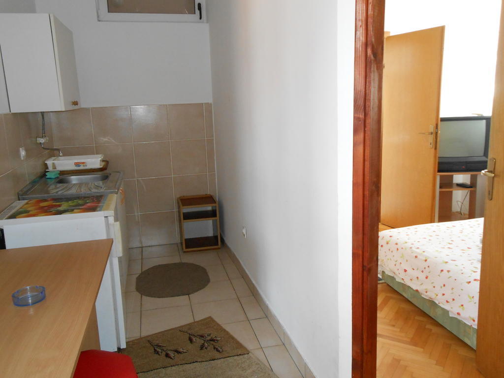 Apartments & Hostel Zdrava Hrana Mostar Rom bilde